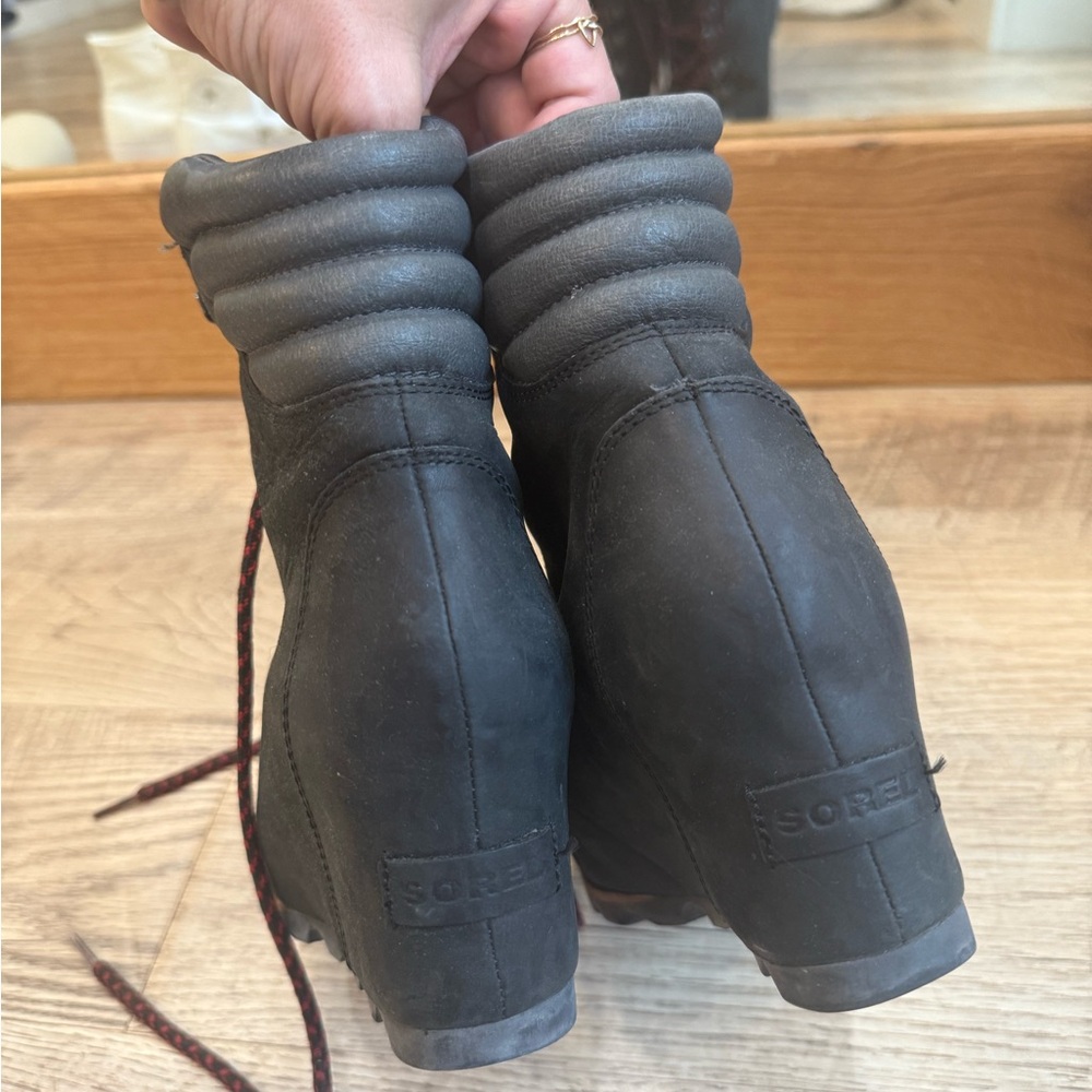 Sorel Women's Gray Winter Boots